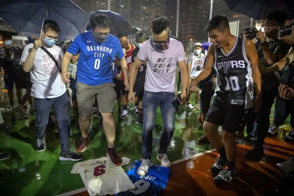 Lebron james jersey clearance burning